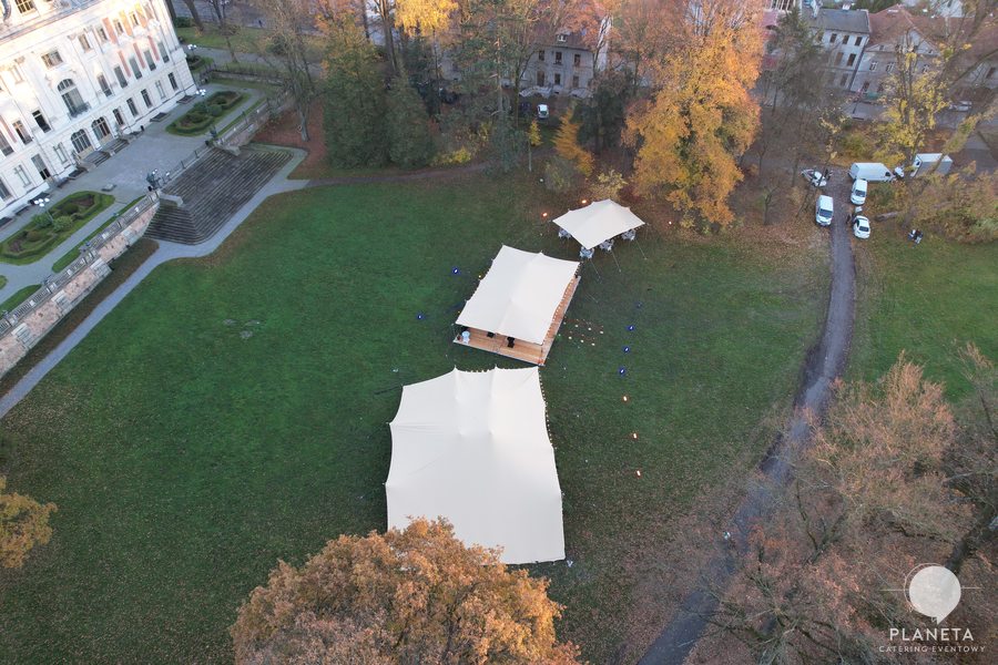 Namiot stretch Planeta Catering – ujecie z drona nr 10